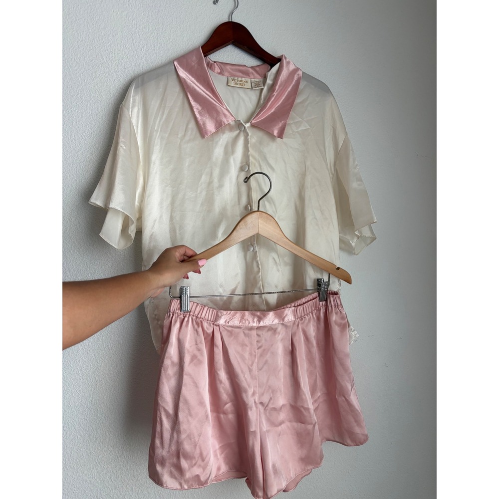 Vintage Victorias Secret Gold Label Satin Pajama Set Cream Pink‎ Shorts Size M